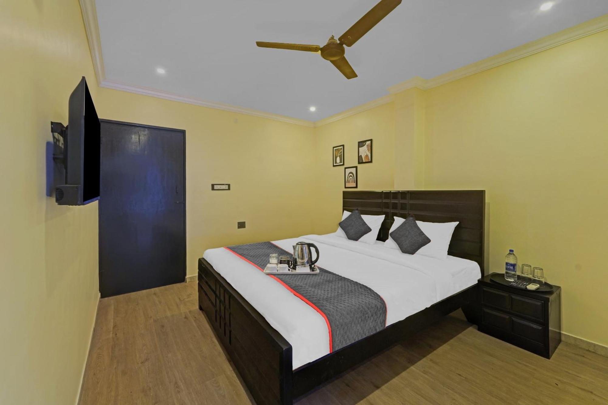 Townhouse Fantasea Hotels Near Omr Chennai Bagian luar foto